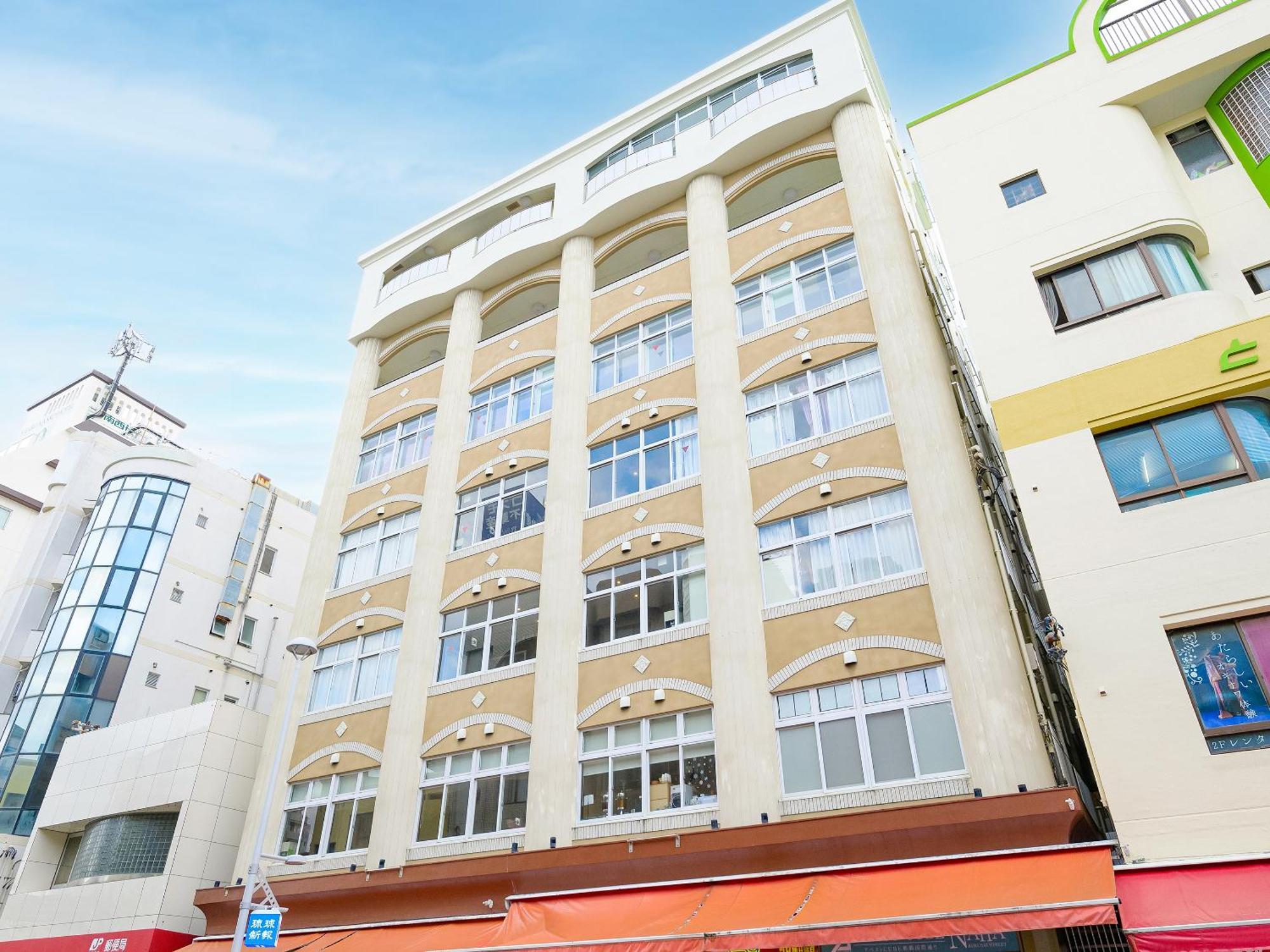 Abest Cube Naha Kokusai Street-Cabin Type Hotel All Room With Key מראה חיצוני תמונה