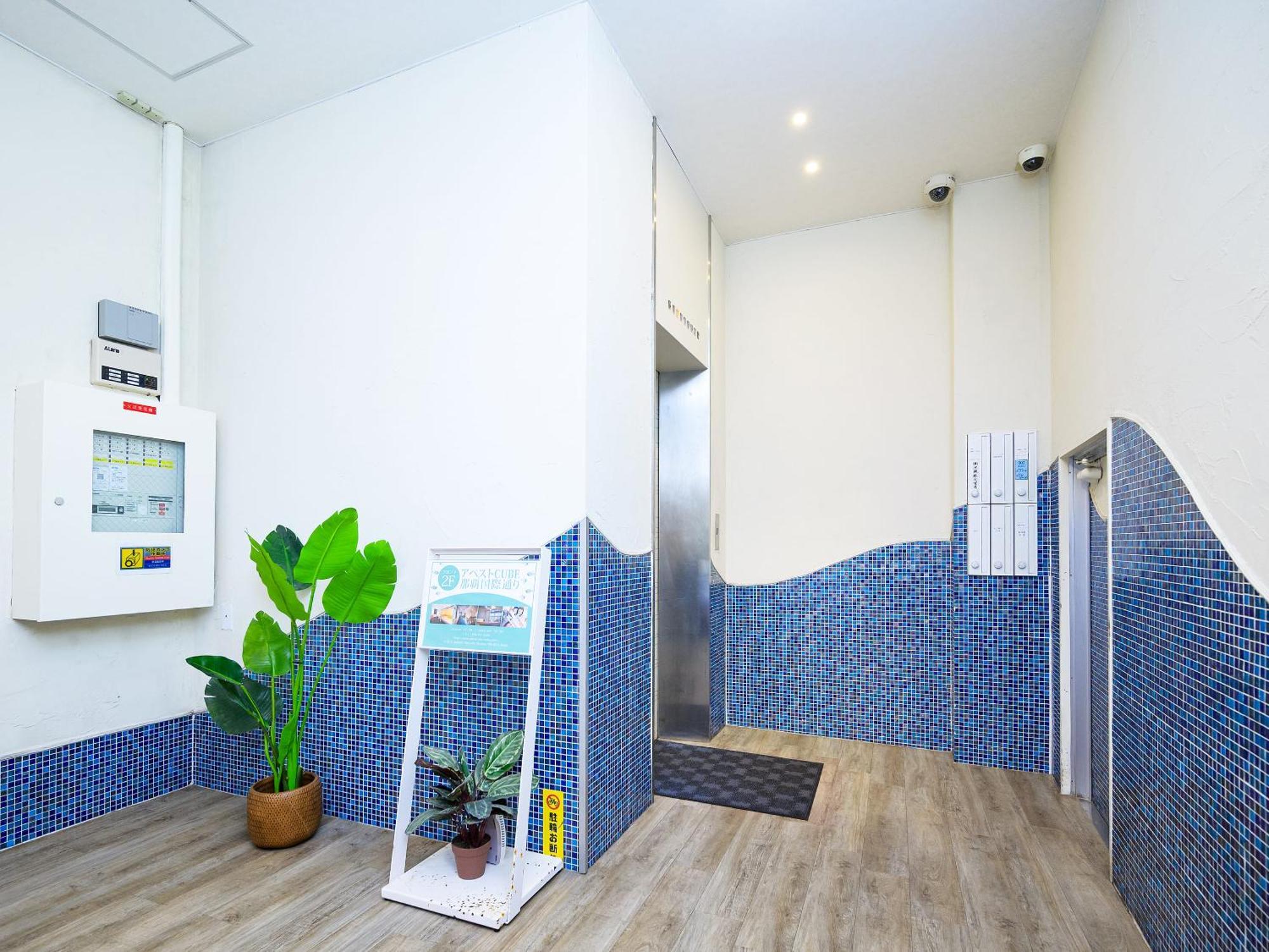 Abest Cube Naha Kokusai Street-Cabin Type Hotel All Room With Key מראה חיצוני תמונה