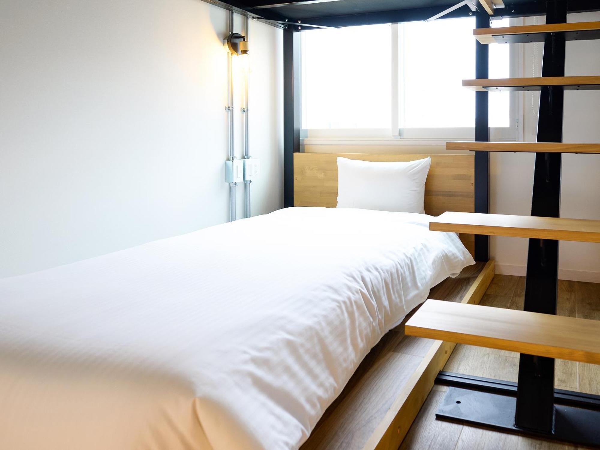 Abest Cube Naha Kokusai Street-Cabin Type Hotel All Room With Key מראה חיצוני תמונה