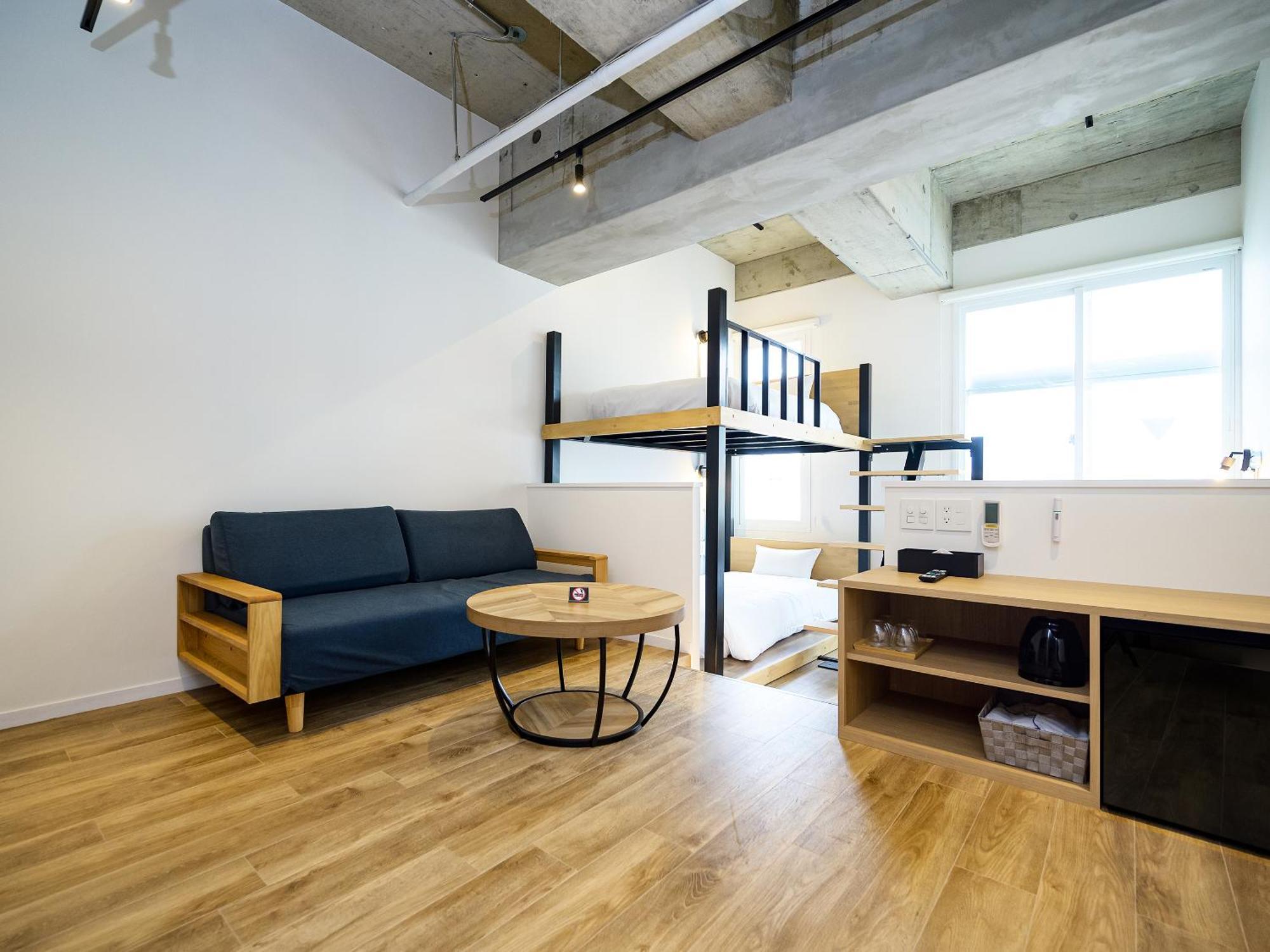 Abest Cube Naha Kokusai Street-Cabin Type Hotel All Room With Key מראה חיצוני תמונה
