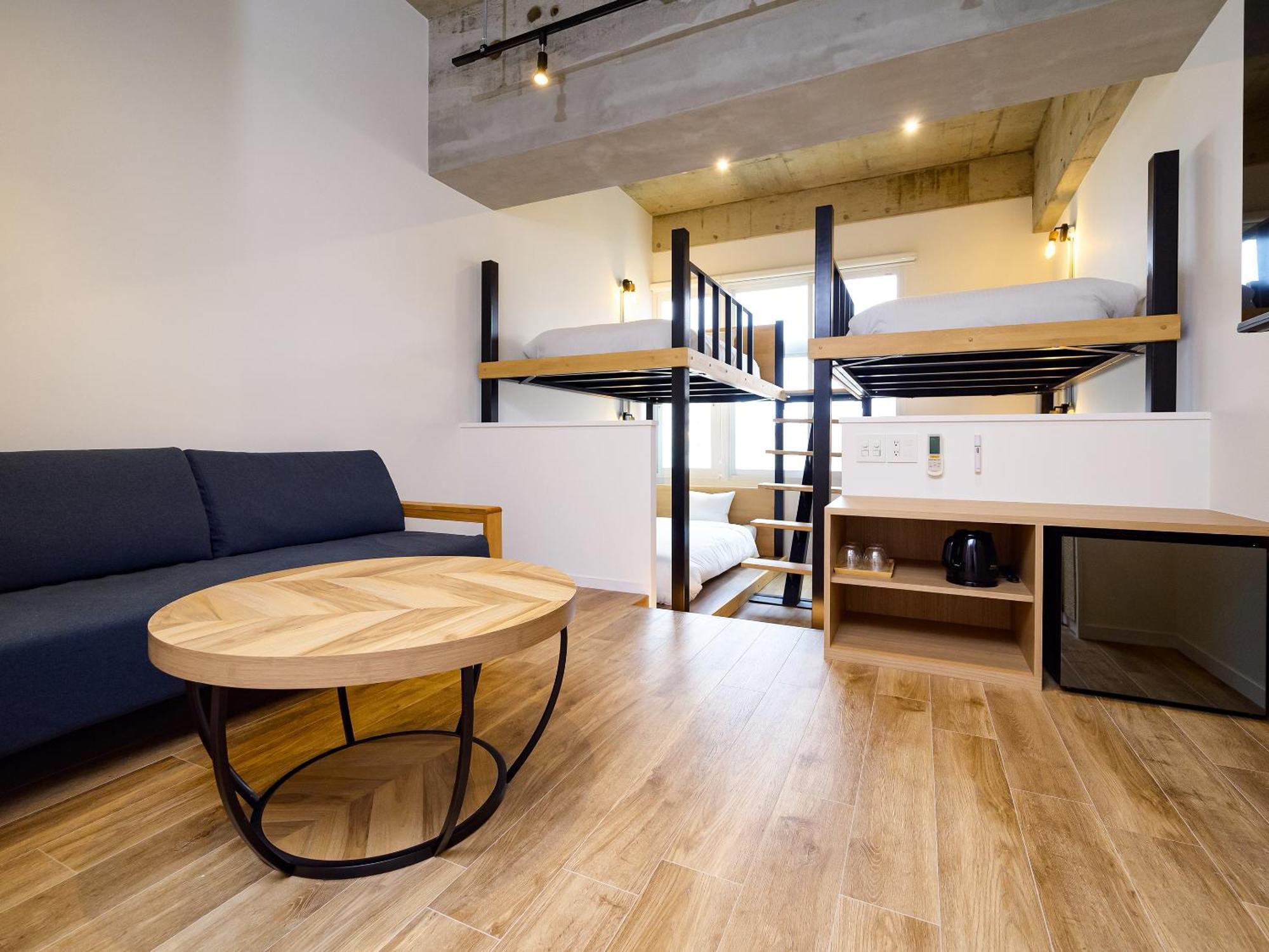 Abest Cube Naha Kokusai Street-Cabin Type Hotel All Room With Key מראה חיצוני תמונה