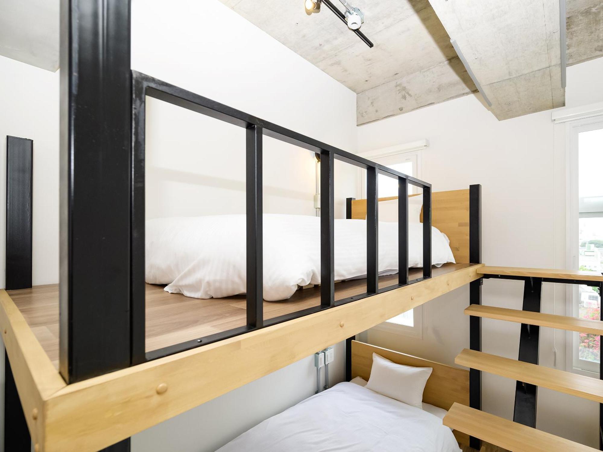 Abest Cube Naha Kokusai Street-Cabin Type Hotel All Room With Key מראה חיצוני תמונה